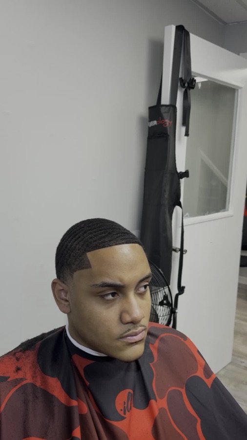 The barber door. Cuts, fades, lines, beard work by Lorenzo Cook